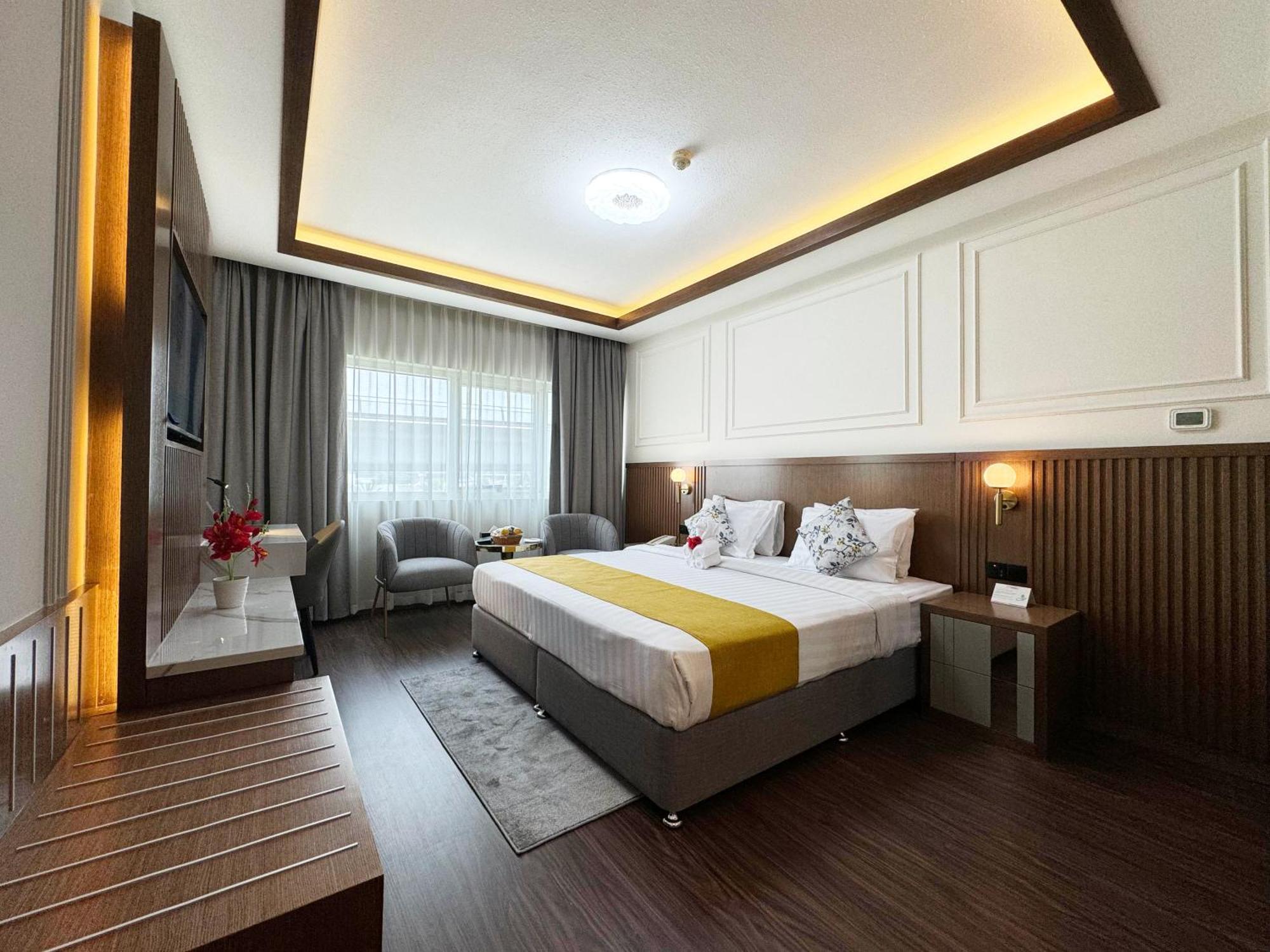 Fortune Plaza Hotel, Airport 3*